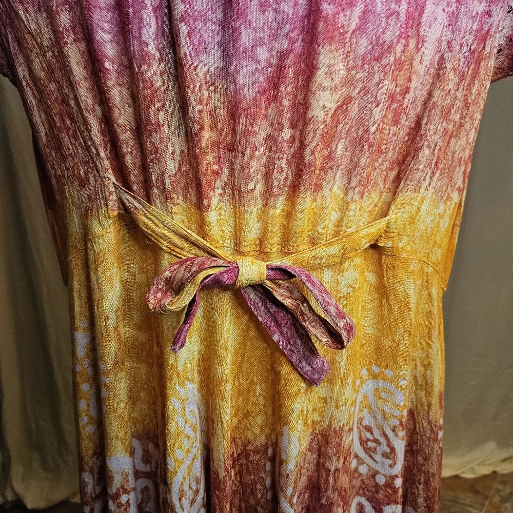 NWT Shoreline Boho Tie-dye Embroidery V-neck Dress with Lace Sleeves - Picture 8 of 12